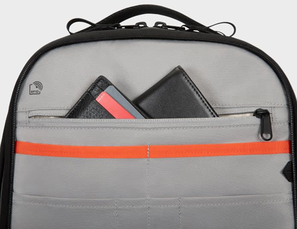 Рюкзак HyperPack Pro Apple Find My купить Украина