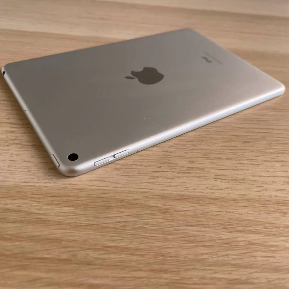 б/у Apple iPad Mini 5 (2019) Wi-Fi 64Gb Silver (MUQX2)