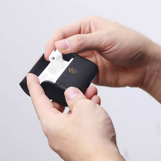 Черный кожаный чехол для AirPods Pro Nillkin Leather Protective Сase