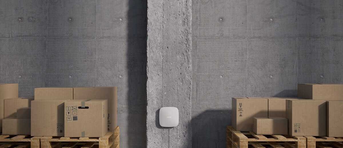 Интеллектуальная централь Ajax Smart Hub 2 Plus 