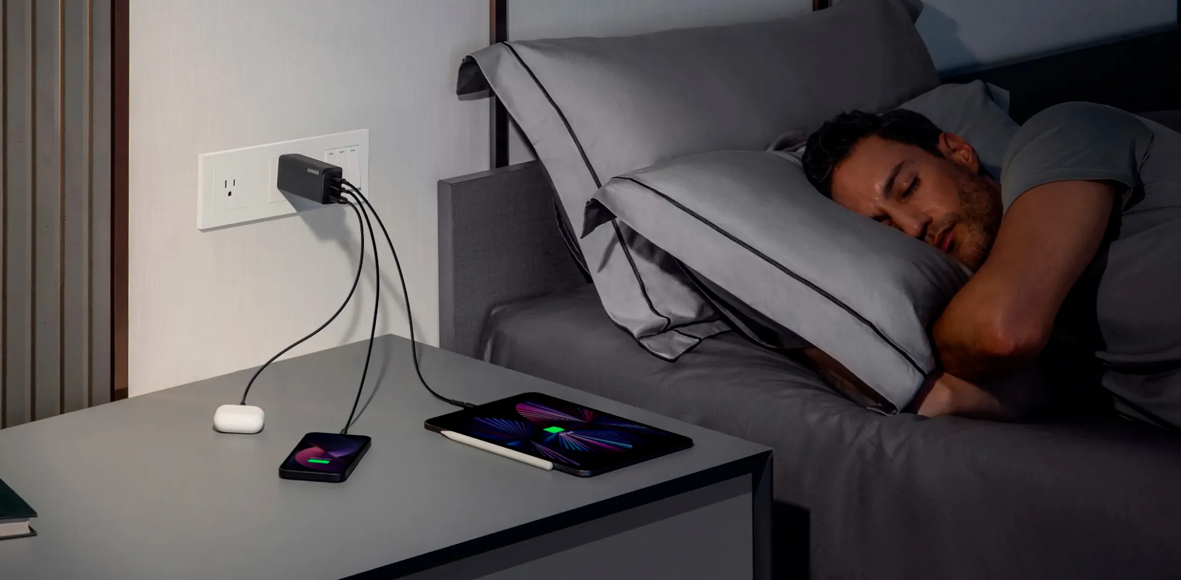 Швидкий зарядний пристрій Anker 737 Charger GaNPrime 120W для MacBook | iPad + EU адаптер Технічні характеристики