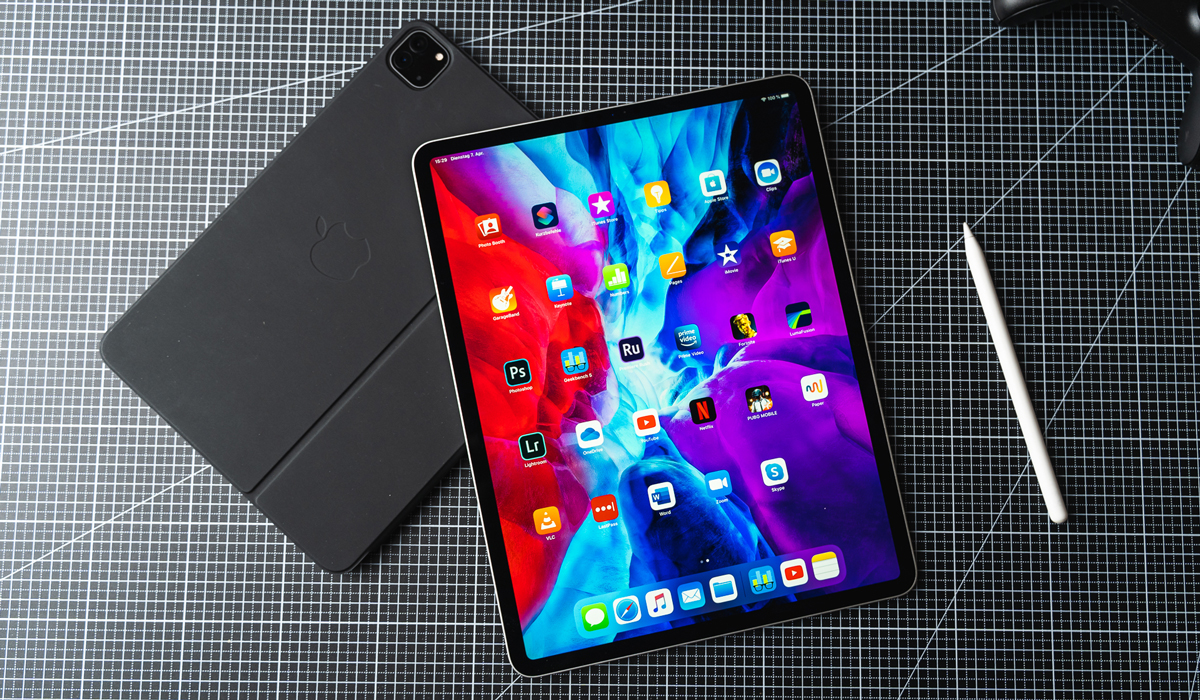 б/у iPad Pro 12.9" (2020) Wi-Fi+Cellular 256Gb Silver (MXFY2), купить в Киеве по низкой цене