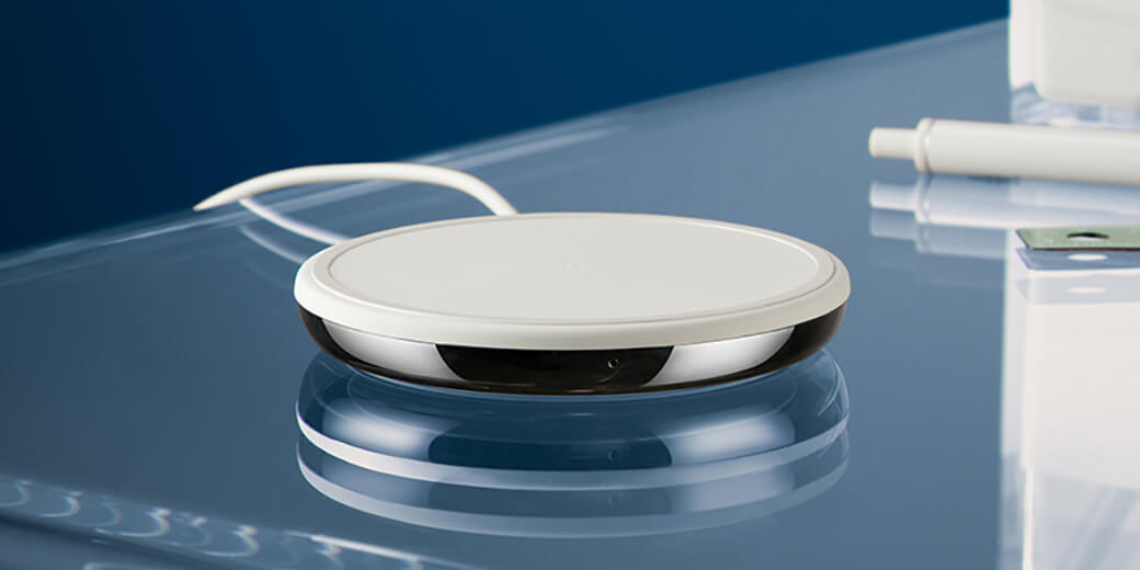 Беспроводная зарядка Qi Belkin Boost Charge Wireless Charging Pad 7.5W Special Edition для iPhone