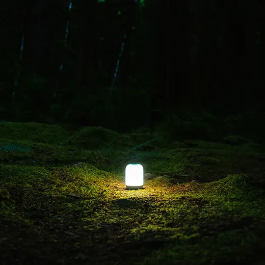 Новий портативний ліхтар BioLite AlpenGlow 250 Lumen Multicolor USB Lantern