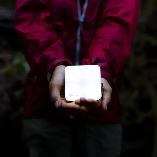 купить портативный фонарь BioLite SunLight 100 Portable Solar Light