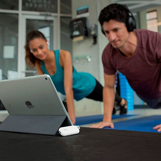 Bluetooth-адаптер Twelve South AirFly Duo для беспроводных наушников