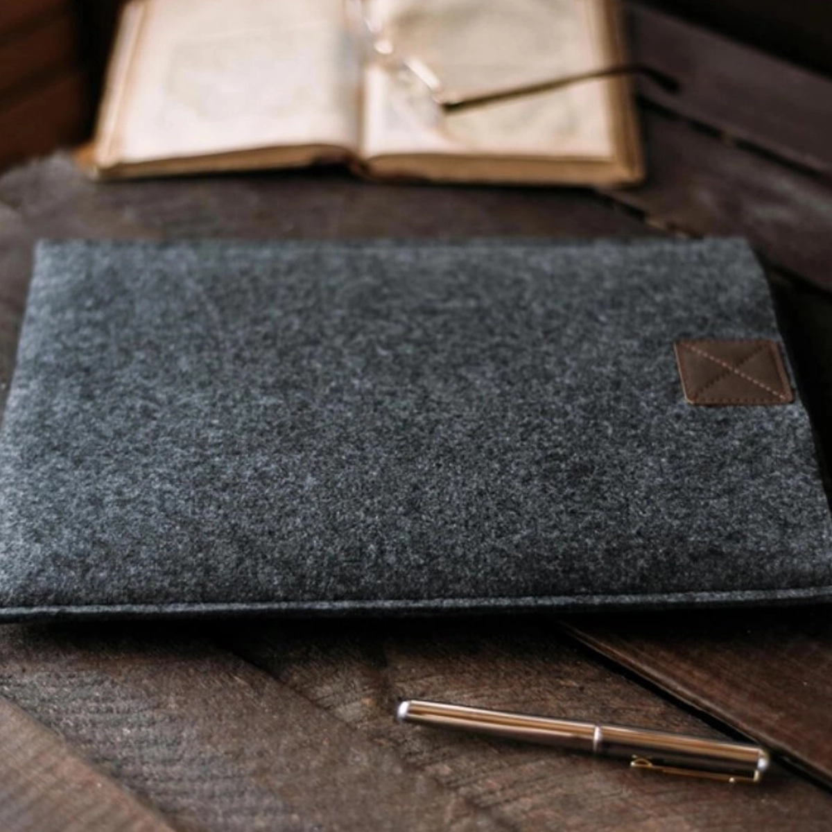 Чохол-конверт із повсті Gmakin Gray | Brown для MacBook Pro 14