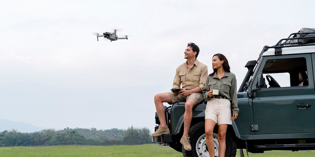 Квадрокоптер (дрон) с камерой DJI Mavic Air 2