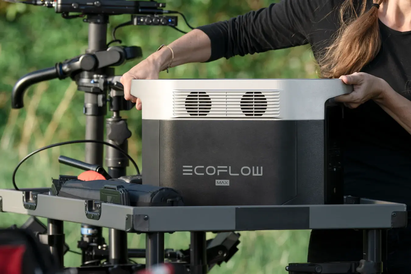 Нова портативна електростанція EcoFlow DELTA Max Portable Power Station Black 2000W