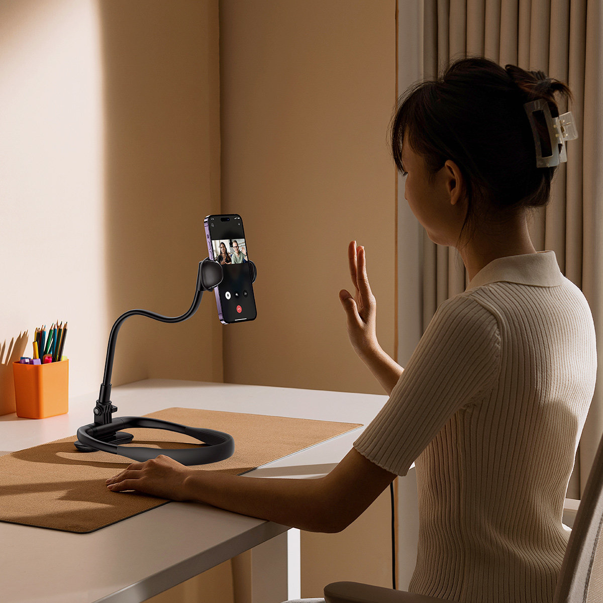 Тримач для телефону Baseus ComfortJoy Neck Phone Holder Black з регулюванням на 360°