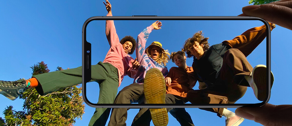 Защитное стекло на камеру ESR Fullcover Camera для iPhone 12