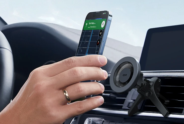 Автоутримувач ESR HaloLock Magnetic Car Mount Metallic Grey для iPhone