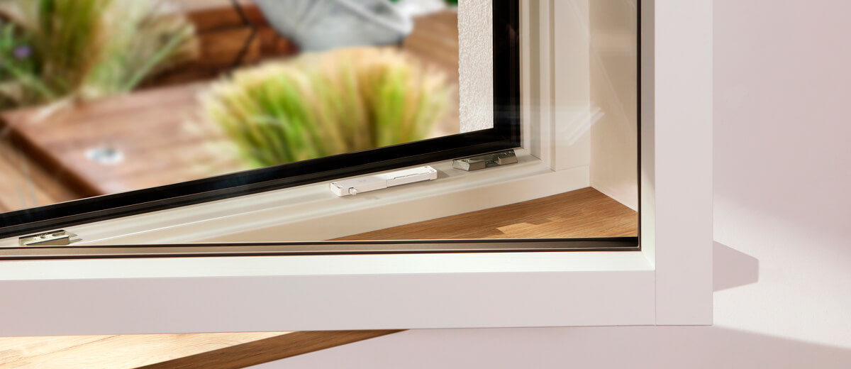 Датчик открытия окна Eve Window Guard Apple HomeKit