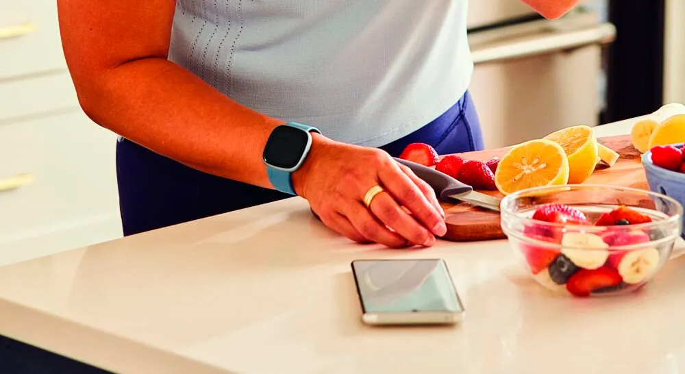 Фитнес-браслет Fitbit Versa 4 Black/Graphite Aluminum срок автономной работы