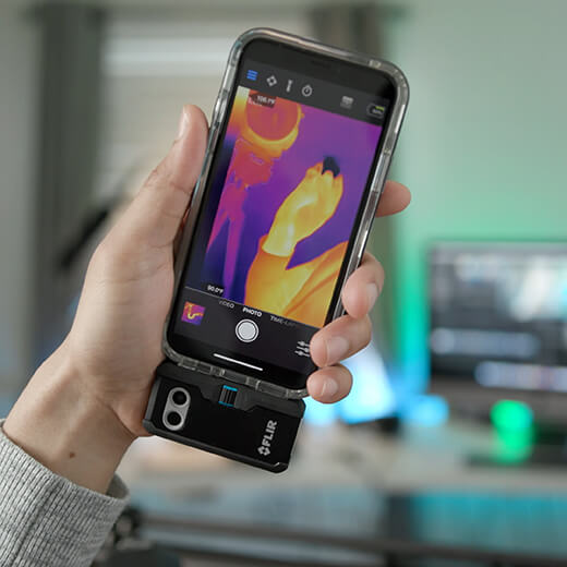 Тепловизор FLIR ONE PRO для iPhone сравнить