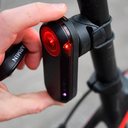 Велосипедный радар заднего обзора с фарой Garmin Varia RTL515 первые шаги установки