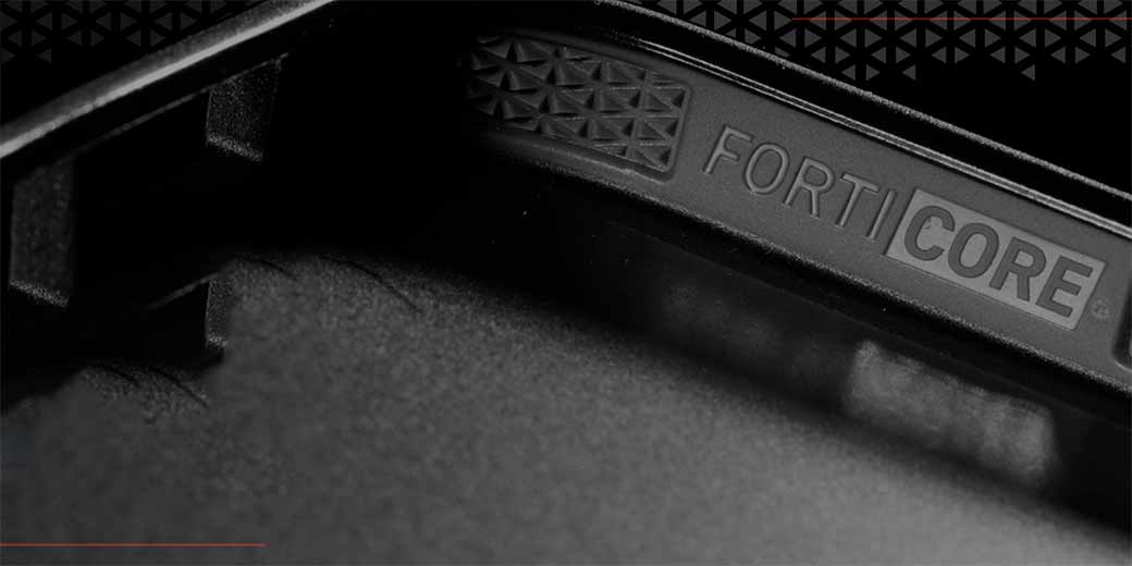 Защитный чехол Griffin Survivor Strong для iPhone 12