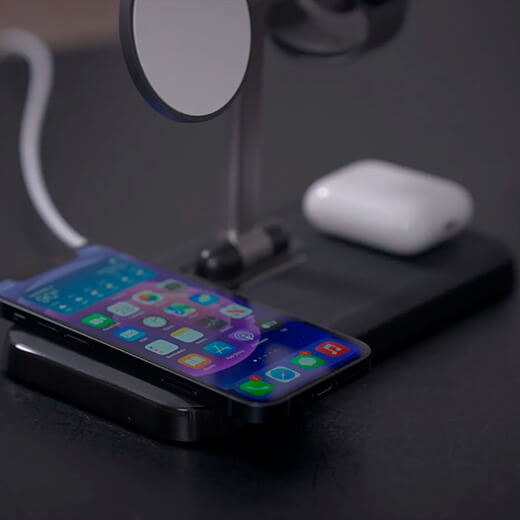 Бездротовий зарядний пристрій Hyper HyperJuice 4-in-1 Wireless Charger With MagSafe жодних провідних з'єднань