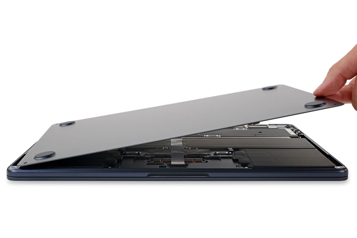 Ремонт MacBook Air 13" M2 (2022), оцінка користувачів.