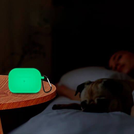Новинка светящийся силиконовый чехол с карабином iLoungeMax Liminous для AirPods 3
