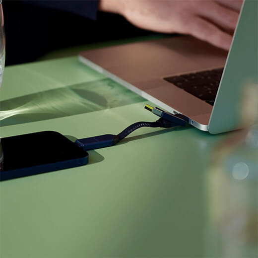 Зарядний кабель InCharge X USB-C to Lightning 100W універсальний аксесуар