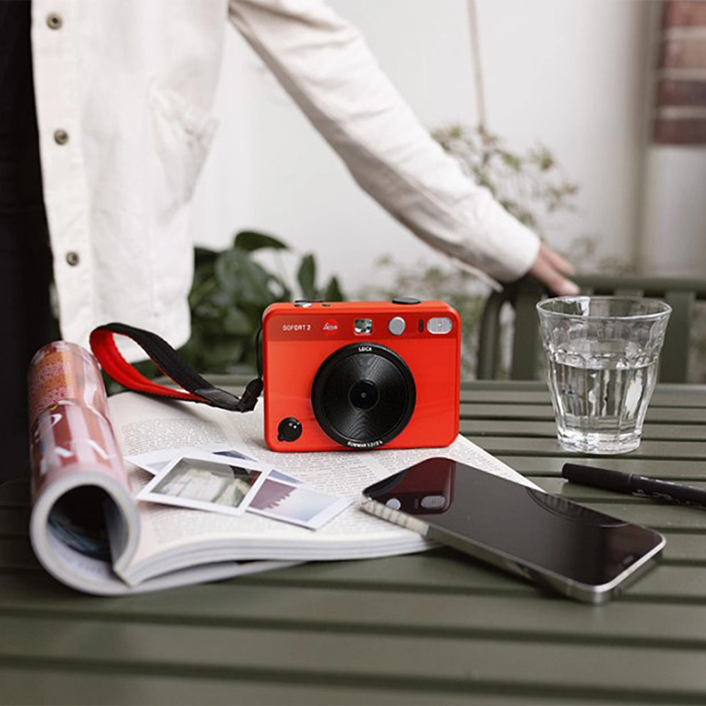 Камера мгновенной печати Leica Sofort 2 Instant Camera