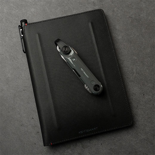 Розумний органайзер KeySmart Max With Tile Smart Location з пошуком для ключів ціна