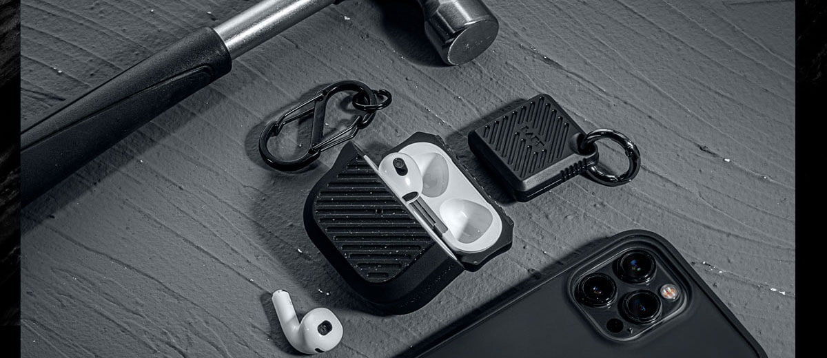 Новинка защитный чехол с карабином Laut Capsule IMPKT Slate для Apple AirPods 3