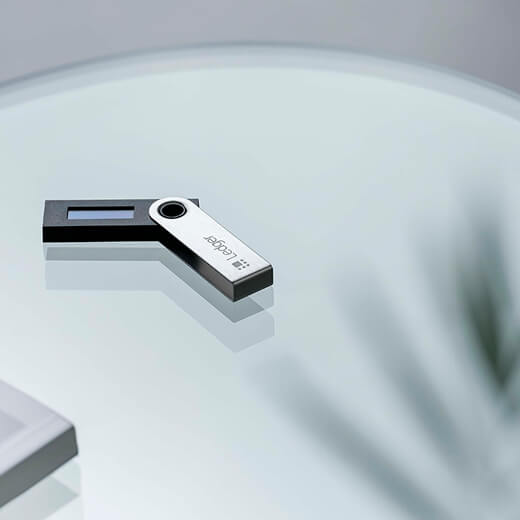 Купити Україна - апаратний гаманець для криптовалюти Ledger Nano S Matte Black
