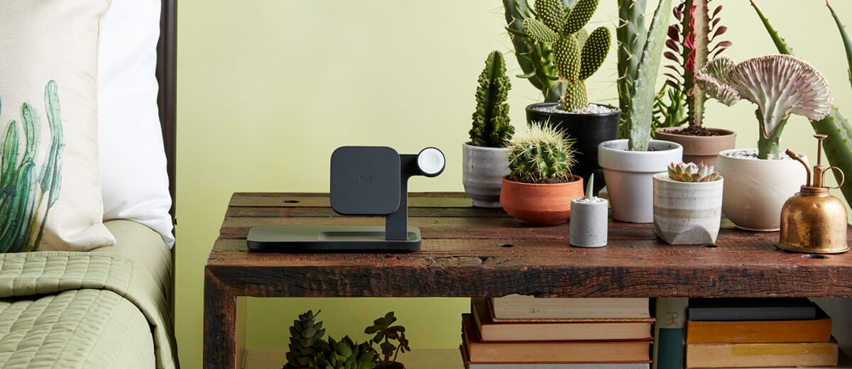 Беспроводная док-станция Logitech Powered 3-in-1 Dock для iPhone/Apple Watch/AirPods