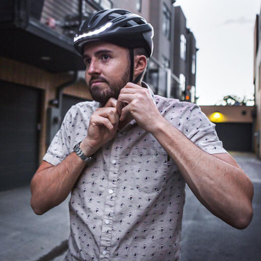 Новий розумний шолом Lumos Kickstart Smart Helmet Black