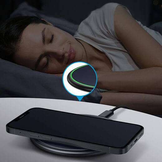 Бездротова зарядка MagSafe ESR HaloLock&trade; Magnetic Wireless Charger Navy Blue для iPhone