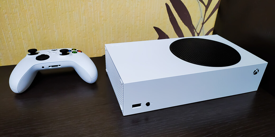 Стаціонарна ігрова приставка Microsoft Xbox Series S 512GB