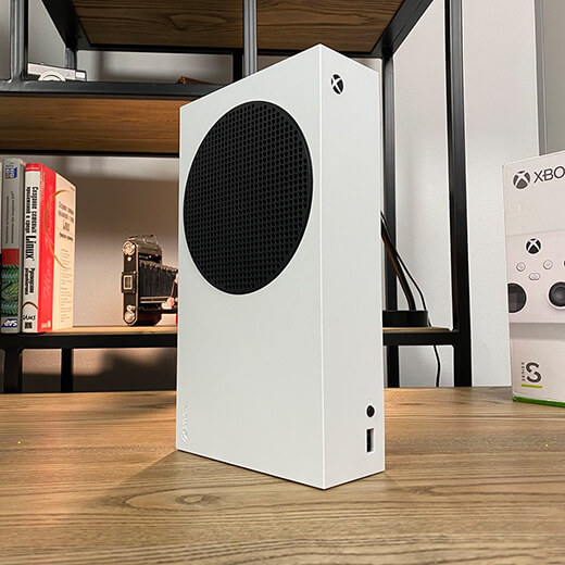 Стаціонарна ігрова приставка Microsoft Xbox Series S 512GB нові функції