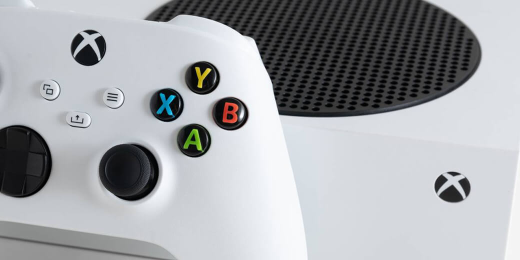 Стаціонарна ігрова приставка Microsoft Xbox Series S 512GB