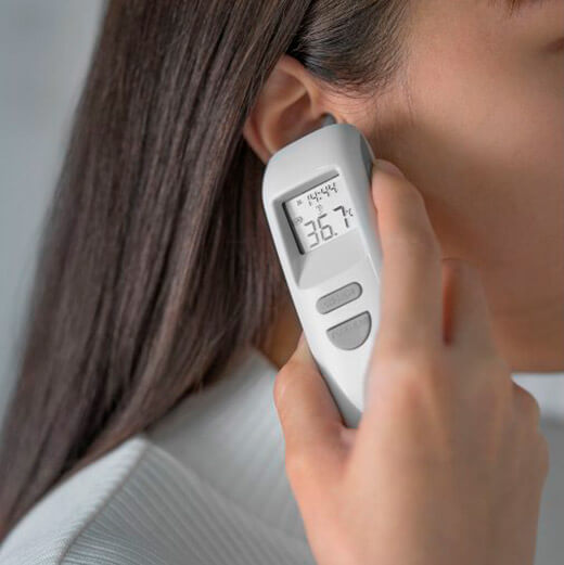 Безконтактний термометр Momax 1-Health Pro Infrared Thermometer White