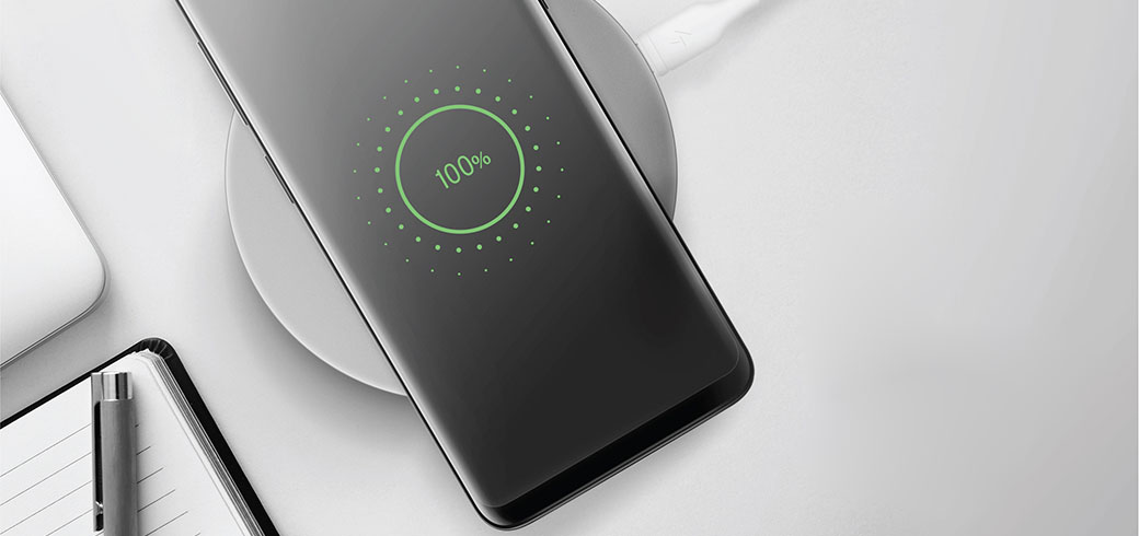 Быстрая беспроводная зарядка Momax Q.Pad Max 15W