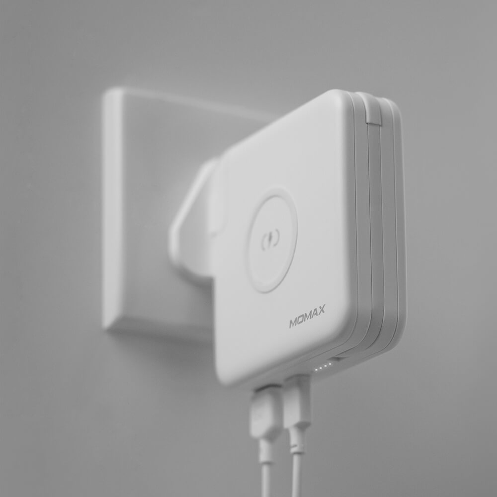 Универсальное зарядное устройство Momax Q.Power Plug Wireless Portable PD Charger