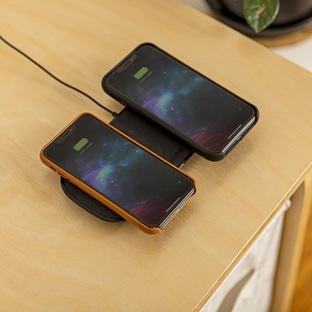 Беспроводная зарядка Mophie 2 в 1 Wireless Charging Pad