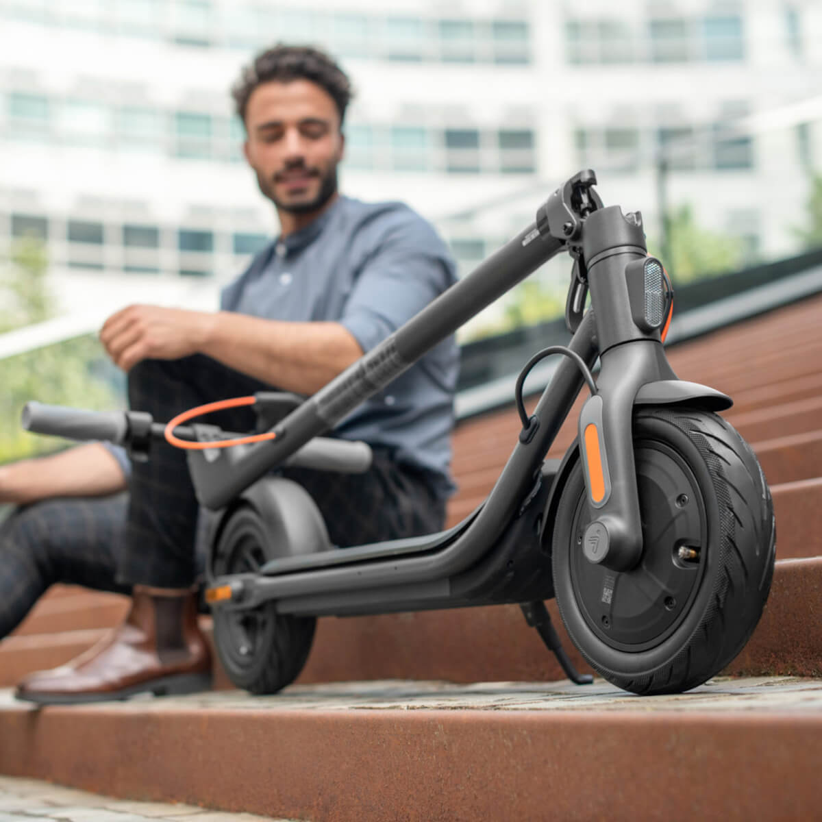 Купить электросамокат Ninebot KickScooter by Segway F30E в Киеве по низкой цене