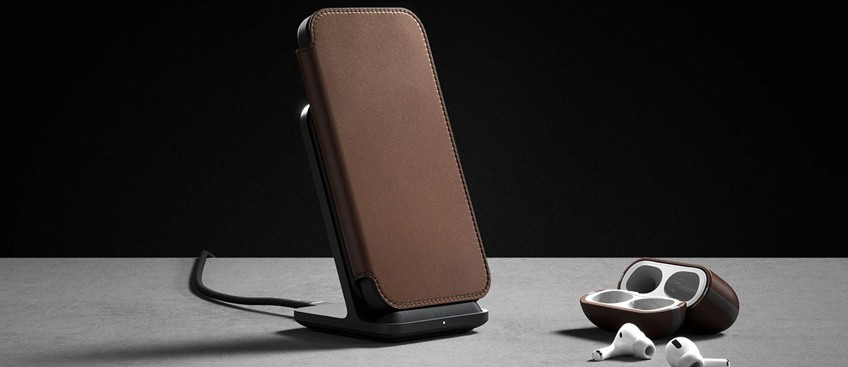 Кожаный чехол-книжка Nomad Rugged Folio Horween Leather Black для iPhone 12 Pro Max