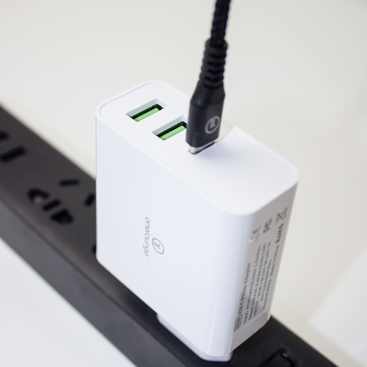 Технические характеристики oneLounge 1Power PD 65W для MacBook | iPhone