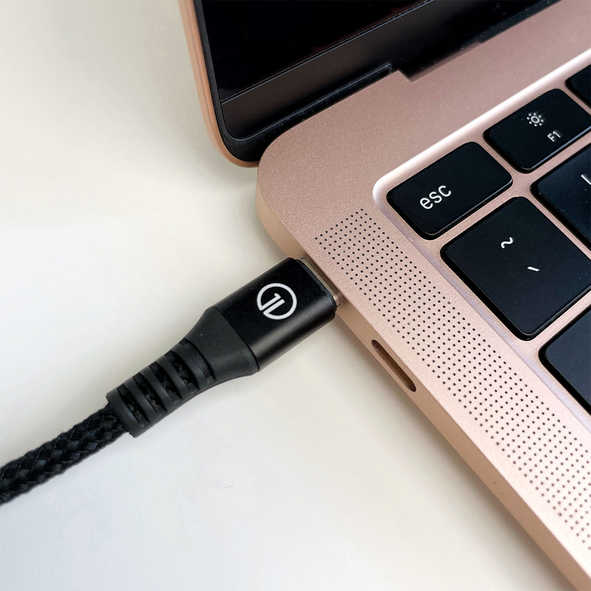 Швидка зарядка Плетений кабель oneLounge 1Power USB-C to Lightning (1.2 m)