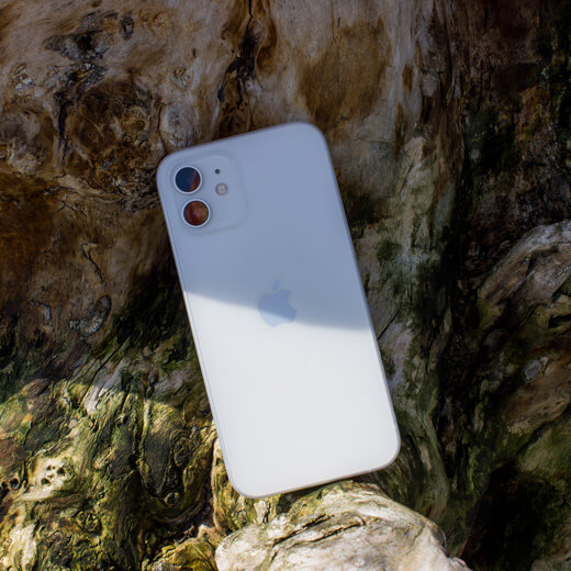 Прочная защита смартфона с супертонким чехлом oneLounge 1Thin 0.35mm White для iPhone 12 mini