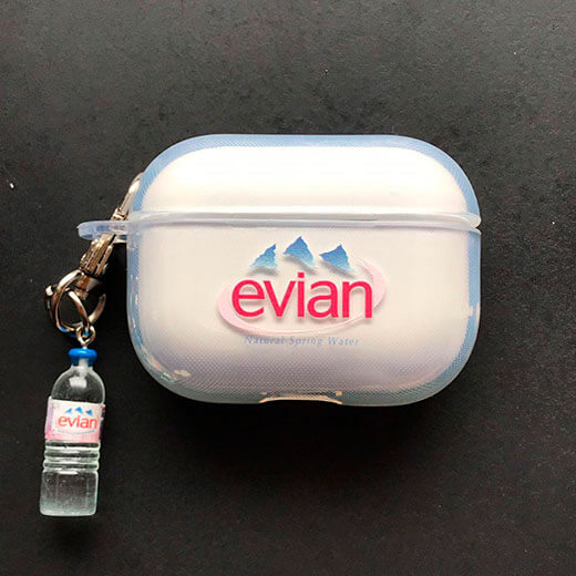Силиконовый чехол с карабином iLoungeMax Evian для AirPods Pro