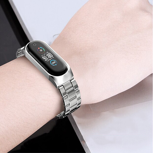 Металлический ремешок iLoungeMax Stainless Metal Strap для Xiaomi Mi Band 5