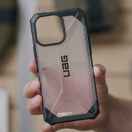 Противоударный чехол UAG Plazma Series Ice для iPhone 15