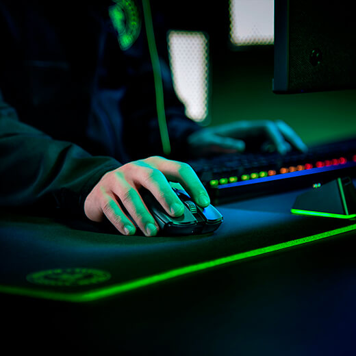 Игровая мышь Razer Viper Ultimate Wireless с оптическим датчиком