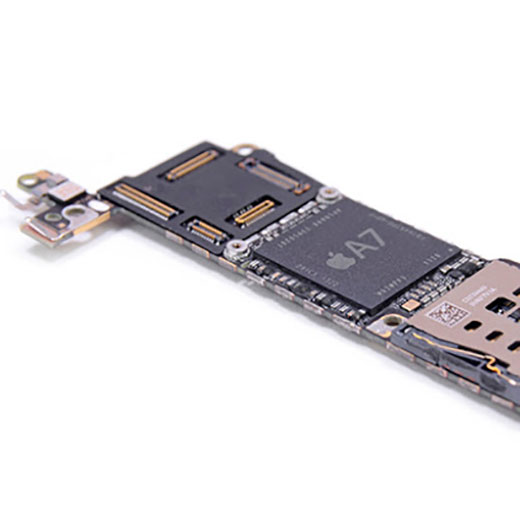 Ремонт материнской платы iPhone 7