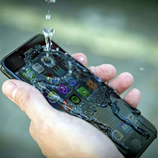 Ремонт после попадания воды iPhone 7